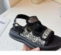 Sandalias informales para niños con correa de gancho y bucle, nueva tendencia 2025, zapatos de playa a la moda con dedos abiertos, zapatos de playa para niños medianos y grandes, suaves y antideslizantes - details 12