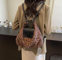 Bolso de mano de alta apariencia, mochila francesa multifuncional, versátil, de gran capacidad, informal, a la moda, novedad de 2024 - details 10