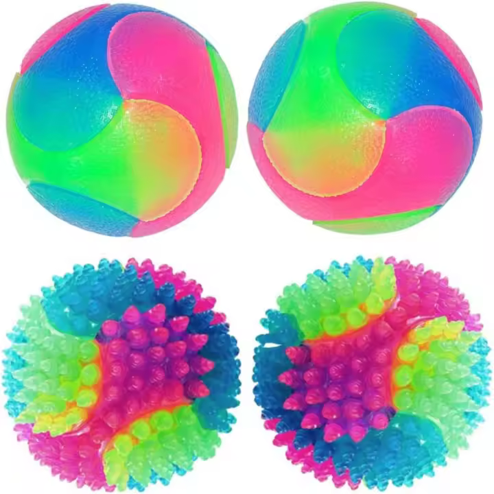 FineInno 4 PCS Bolas de Perro iluminadas con forma de bola elástica que brillan en la oscuridad, juguetes interactivos para mascotas para cachorros, gatos, perros (4 bolas grandes y lisas) - 1