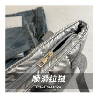 Moda señoras Tote bolsos de gran capacidad de algodón acolchado bolsa de compras rombo bolso portátil acolchado sólido para viajes de ocio - details 3