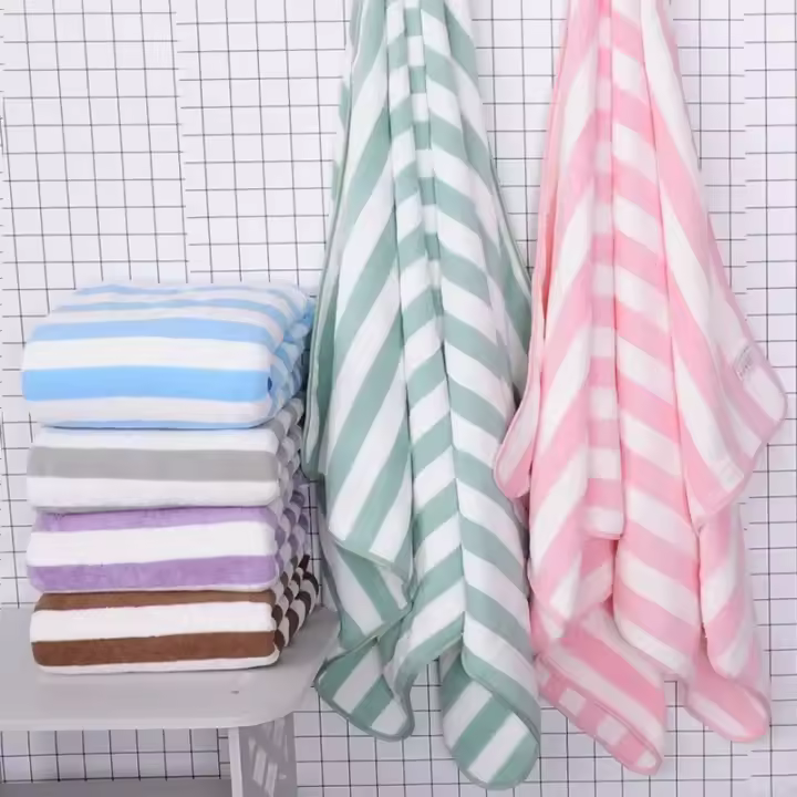 Juego de Toallas de Baño de Secado Rápido Diseño a Rayas Sencillo Toallas de Cara y Mano Suaves de Microfibra Ideal para Baño y Natación - 1