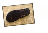 2025Nuevas Chanclas de Verano para Hombres Sandalias de Textura de Madera Antideslizantes Zapatos de Playa de Punta Plana - details 2