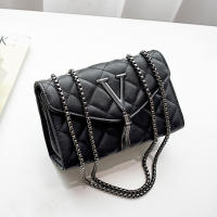 Bolso De Hombro Para Mujer De Lujo Negro En Cuero PU Con Patrón Cuadriculado Y Borla Bolso Bandolera Cuadrado Cierre Hasp - details 0