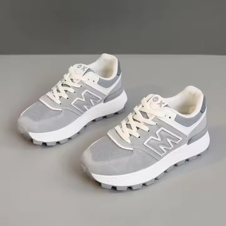 Zapatillas Blancas Transpirables de Primavera-Otoño 2025 Estilo Coreano de Altura Aumentadora Resistente al Desgaste Comodidad Casual para Mujeres - 1