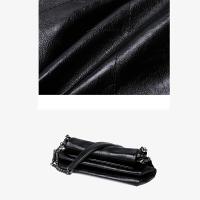 Bolso de hombro estilo vintage para mujer - Bolso hobo de gran capacidad con correa de cadena, cierre magnético y diseño acolchado, negro - details 8