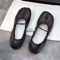 Zapatos de ballet Tabi para mujer con horquilla de cuero negro plano suave ODM y OEM - details 1