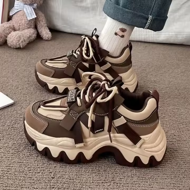 2025 primavera y otoño nueva moda fondo grueso frito calle esponja pastel zapatos mujeres moda versátil zapatos - 1