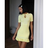 Vestido plisado de punto con volantes y lazo de color liso para mujer - details 13