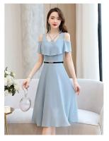 Vestido de gasa para mujer, novedad de verano, falda de hada ajustada de longitud media con cintura ajustada y hombros descubiertos - details 5