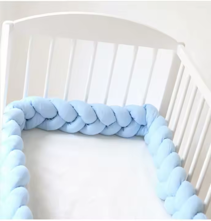 Almohada de bola anudada larga trenzada, Bola de nudo, trenza de tres hebras, decoración de habitación de niños, envolvente de cama - 1