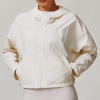 Chaqueta deportiva ligera y cómoda para correr al aire libre, resistente al viento, cárdigan con capucha de secado rápido, ropa deportiva para mujer. - details 2