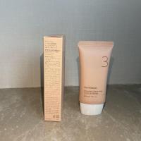 Numbuzin Número 3 Crema aislante de belleza de cerámica 50 ml Maquillaje desnudo Brillo natural 50+ Cuidado de la piel - details 2