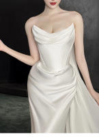 Vestido de novia ligero de satén, estilo francés, sensación sencilla y lujosa, acogedor y para salir con un vestido blanco sin tirantes - details 9
