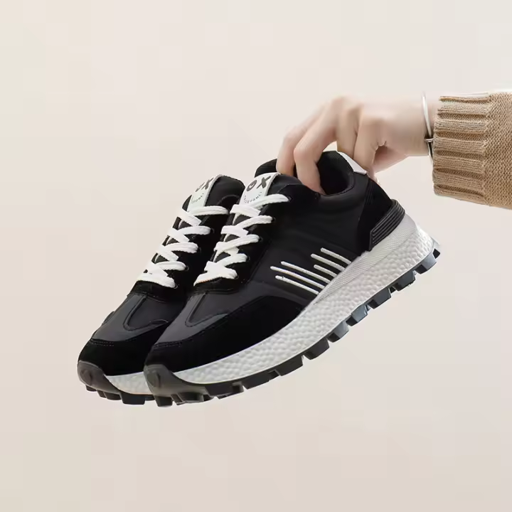 Zapatillas Blancas para Mujer Primavera 2025 Estilo Coreano Deportivo de Moda para Estudiantes - 1