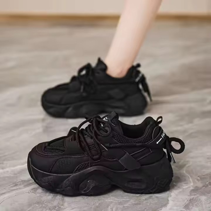 Zapatos de tenis transpirables para mujer, versión coreana para niños, versátiles y con aumento de altura, primavera y otoño, 2025 - 1