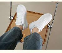 Nuevas zapatillas deportivas informales combinables de primavera para hombre y mujer Mc de cuero blanco con suela gruesa y plantilla de malla transpirable - details 9