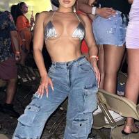 Mujeres Metálico Sier Halter Triángulo Bikini Sujetador Sin Mangas Sin Espalda Con Tiras Crop Top Bralette para Festival Rave Dance - details 3