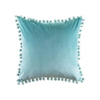 Funda de Almohada de Terciopelo Suave con Bola de Pompon Decoración de Dormitorio Sofá - details 4