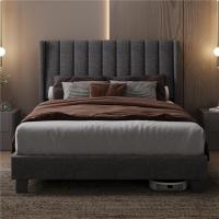 Cama tapizada con cabecera a rayas con alas de láminas de madera y metal, cama matrimonial color beige. - details 45