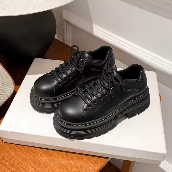 Plataforma zapatos pequeños de cuero de terciopelo estilo muffin universitario con cordones mocasines casuales. - 1