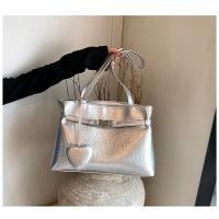 2025 Nueva Tendencia Bolso De Mano De Alta Gama Para Mujer Sentido De Gran Capacidad Bolso De Mano De Viaje Versión Coreana Bolso De Hombro Simple Y Versátil - details 6