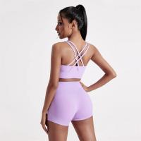 Sujetador deportivo de color sólido para mujer, top suave y ajustado, entrenamiento integral, trotar, gimnasio, yoga, ropa interior, espalda cruzada con almohadilla para el pecho - details 19