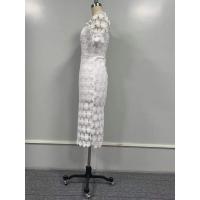 Nueva falda de viajero de estilo de encaje a la moda, vestido de longitud media envolvente en el pecho de Color sólido con cintura media de tres colores - details 22