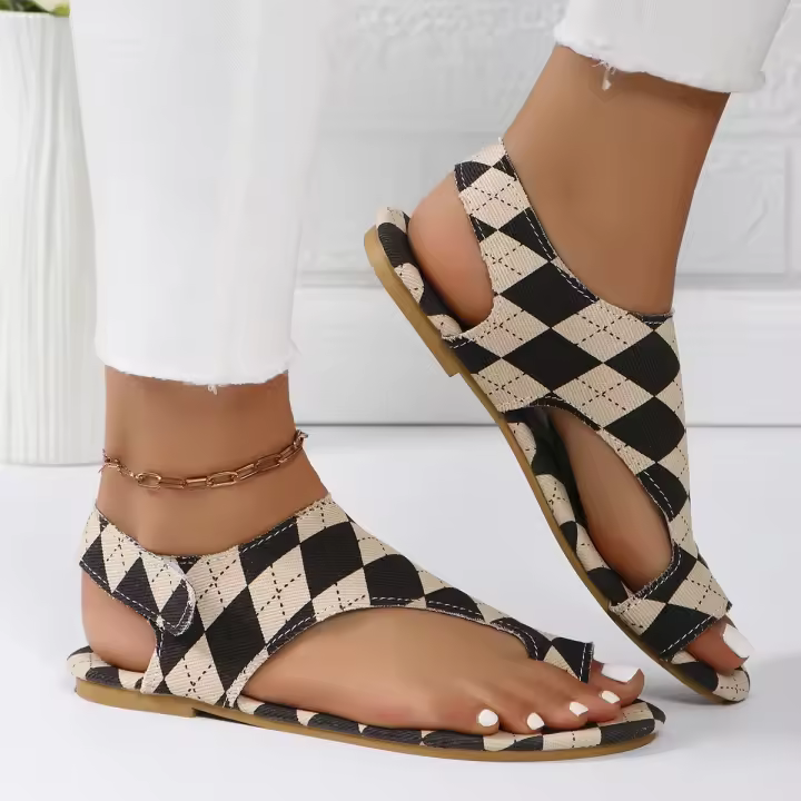 Sandalias de mujer, novedad de verano 2025, sandalias planas con Clip dedos, sandalias de diseñador para playa, zapatos informales de moda con tirantes en la espalda para mujer, chanclas - 1