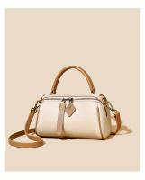 Bolso Tote de Gran Capacidad para Mujer - Herrajes Elegantes en Tono Dorado y Diseño Beige/Negro, Cierre de Cremallera, Correa Desmontable en Tono Dorado, Forro - Bolso Versátil para el Trabajo, Viajes y Uso Diario, Bolso Estructurado y Espacioso - details 2