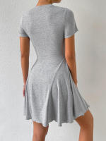 Vestido de verano nuevo para mujer estilo francés con cuello redondo y manga corta. - details 4