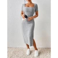 Vestido midi de punto con cuello cuadrado, sin mangas, con abertura y mangas cortas, versátil para todas las estaciones, vestido de mujer. - details 4
