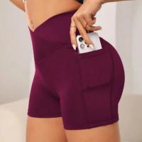 Pantalones cortos de yoga de cintura alta para mujer, pantalones cortos de yoga suaves de cintura cruzada, pantalones cortos deportivos de yoga de color puro de tela de poliéster - details 13