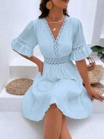 Vestido Blanco Puro de Verano Cintura de Encaje con Parche de Moda Cuello en V Manga Corta - details 2