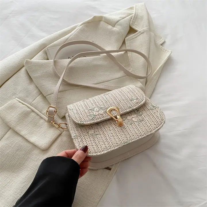 Bolso Cruzado de Hombro con Cerradura Versátil para Primavera 2024 Diseño Coreano de Moda - 1