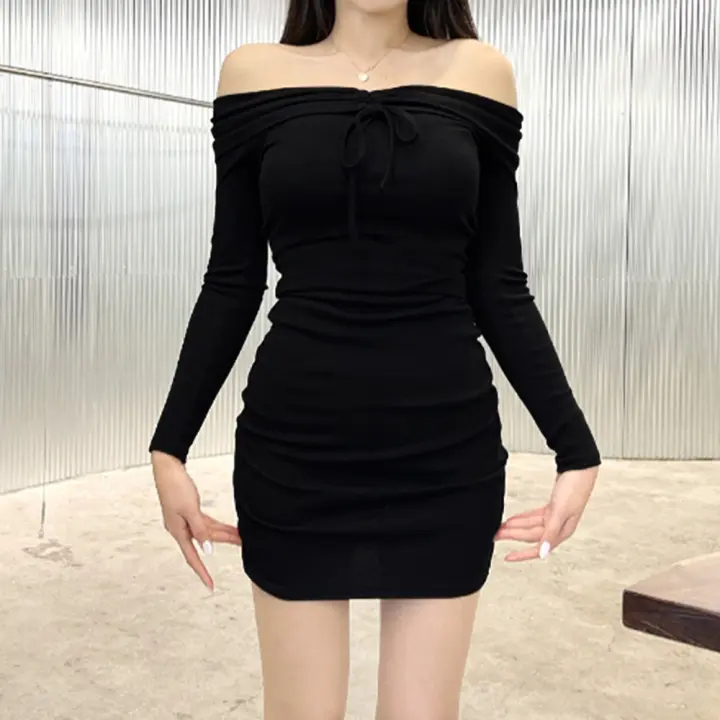 Vestido de mujer con falda delgada y corta - 1
