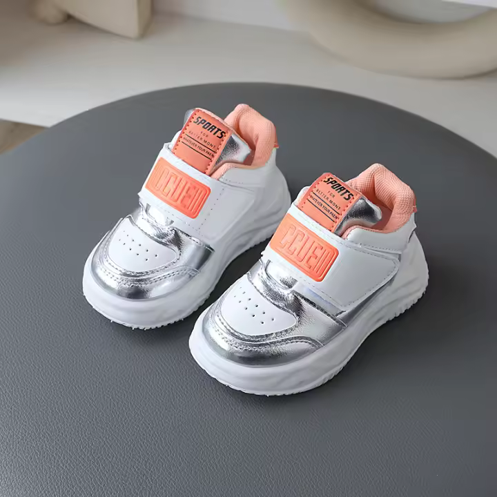 Nuevos zapatos deportivos para niños, superficie de cuero, antideslizantes, casuales, ligeros, para correr - 1
