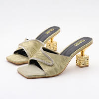 Pantuflas exteriores con diamantes de imitación, puntera cuadrada sencilla para mujer, sexys y versátiles. - details 12