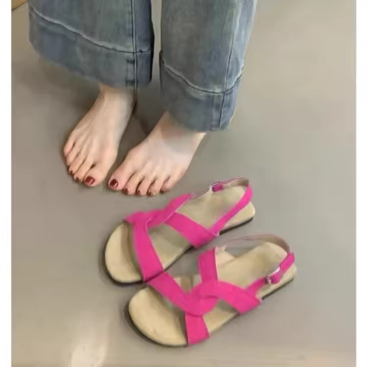 Sandalias planas de suela blanda antideslizantes y resistentes al desgaste de tendencia de color sólido a la moda para mujer - 1