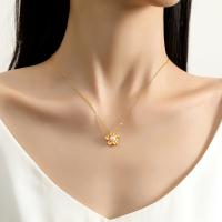Collar de Oro Dorado 18K con Colgante de Estrella Perla Natural de Agua Dulce - details 3
