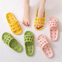 Zapatillas de playa de verano de suela gruesa para hombre, zapatillas antideslizantes de Eva para baño, sandalias para hombre, chanclas de moda para mujer, zapatillas huecas con fugas - details 9