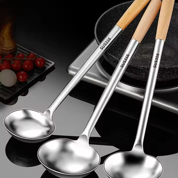 Cuchara de Saltear de Acero Inoxidable 316 Ideal para Chefs, Uso Doméstico Antiguo, Cuchara Grande para Gachas Comerciales y Cuchara para Verduras - 1