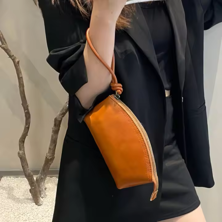 Bolso de Mano de Cuero Genuino Togo Estilo Bolsa Preferencial Monedero de Pulsera Bolso de Dumpling - 1