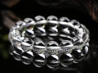 Pulsera de cristal blanco natural para mujeres y hombres Joyería de amuleto de buena suerte hecha a mano - details 1