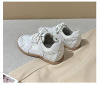 Nuevas Zapatillas de Deporte Casuales de Cuero Versátil Deportes Planos Zapatos de Mujer de gran Tamaño 41-43 - details 24