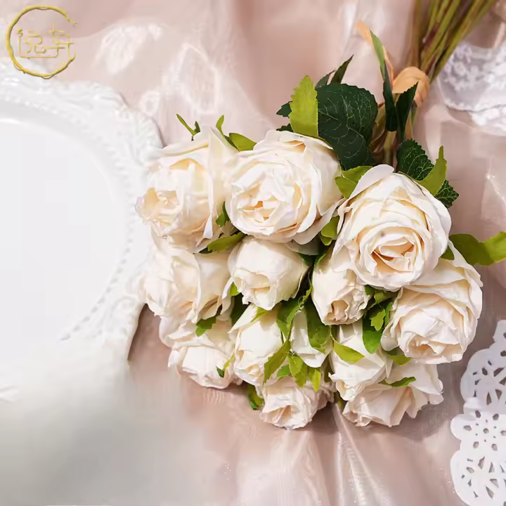 Rosas Artificiales, Realista Largo Tallo Falso Rosa Seda Nupcial Ramo de Novia Flor para el hogar jardín fiesta Hotel Decoración - 1