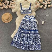 Conjunto de dos piezas a juego para mujer, Top corto con estampado de porcelana azul y blanca, Falda Midi oscilante - details 5