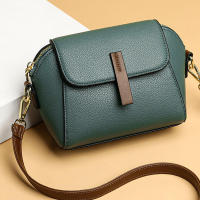 Bolso bandolera de hombro pequeño de diseñador para mujer, de piel sintética, color sólido - details 1