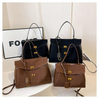 Bolso de hombro de gamuza Nuevo bolso de mano de gran capacidad para viajeros Bolso de moda para las axilas - details 21