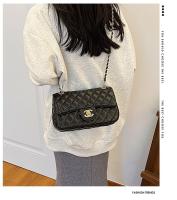 Bolso cuadrado pequeño informal, bolso de mensajero de cadena, nueva moda, bolso de hombro de diamantes. - details 13