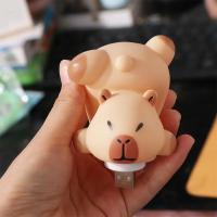 Bonita capibara, luz nocturna USB, lámpara con enchufe USB de dibujos animados de plástico, lámpara de ambiente pequeña USB práctica marrón, regalos para niños - details 6